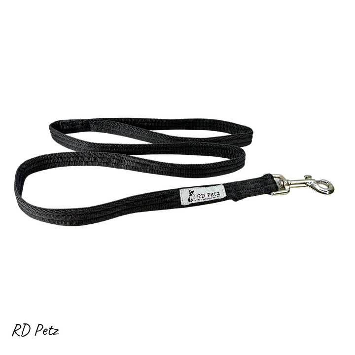 Petz softex black color medium lead for dogs