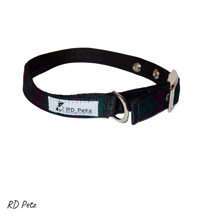 Medium size green tartan color buckle collar for dogs