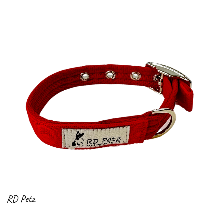 Medium size red color buckle collar for dogs